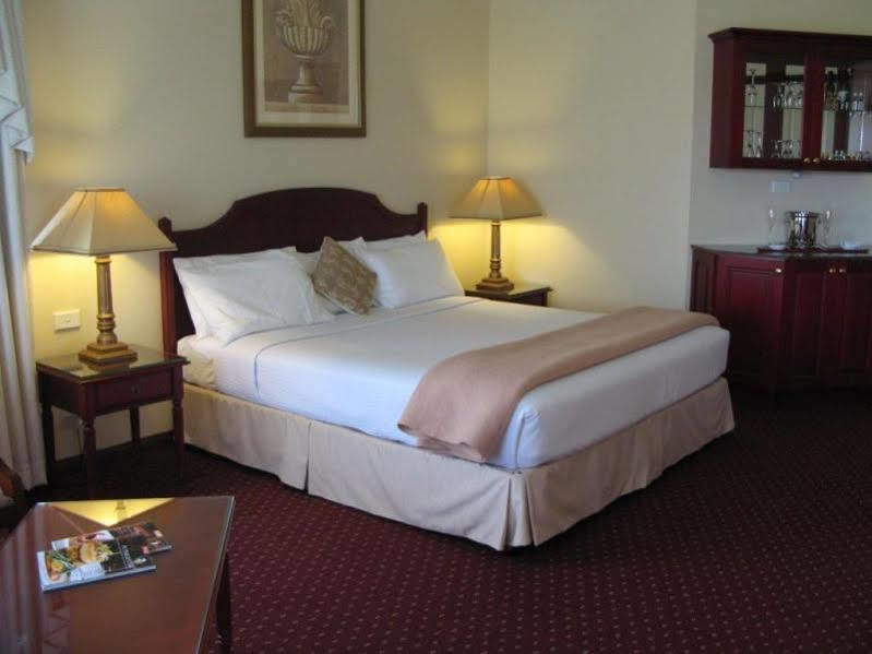 Camden Valley Inn מראה חיצוני תמונה