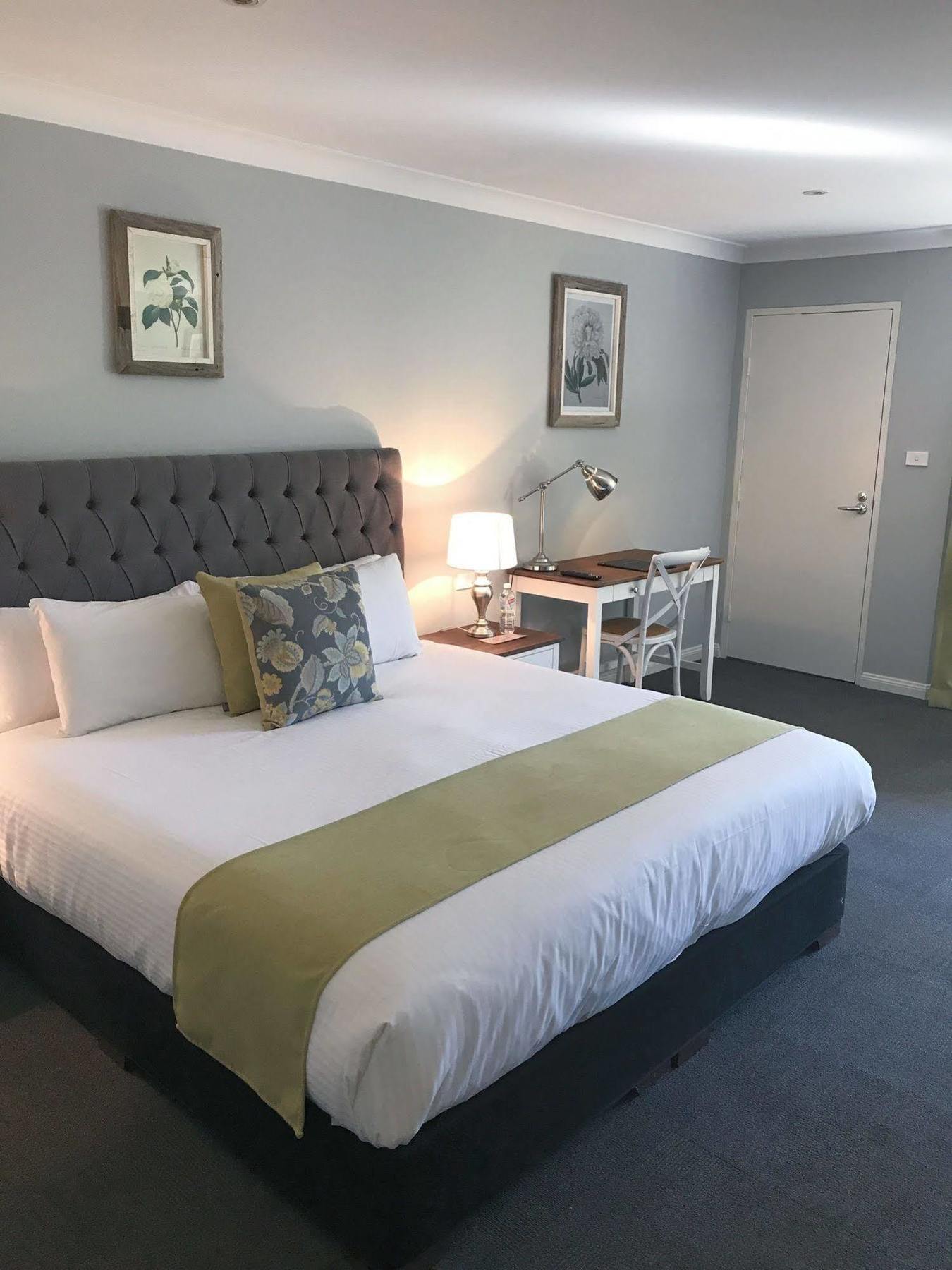 Camden Valley Inn מראה חיצוני תמונה